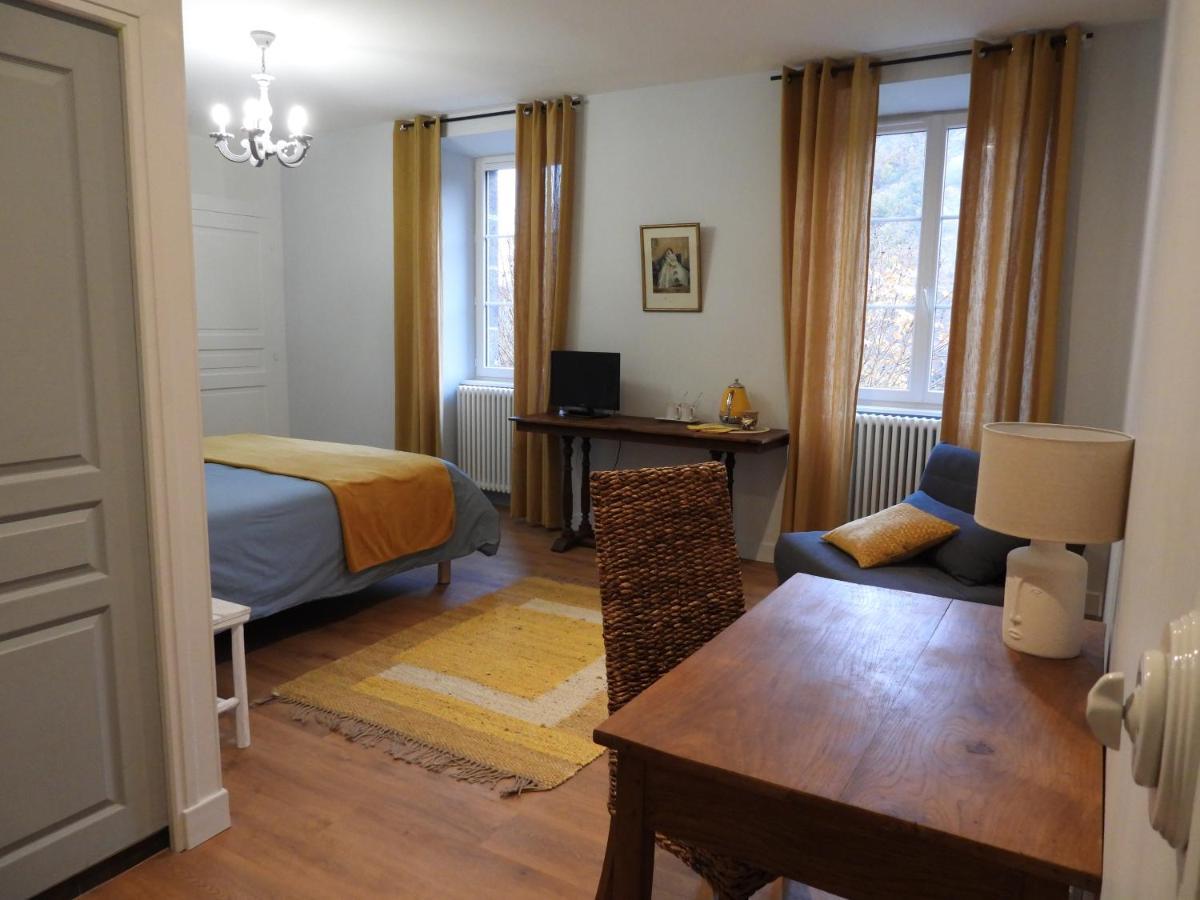 Bed and Breakfast Le Figarelou Thiezac Екстер'єр фото